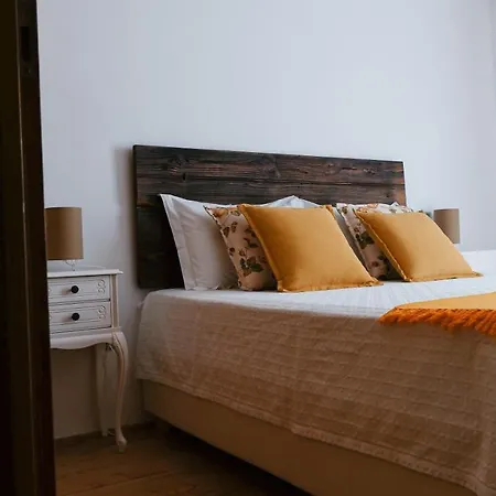 Farm stay Quinta De Fiaes *