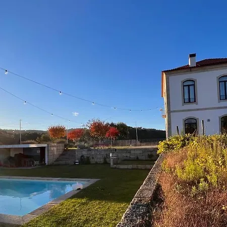 Κατάλυμα σε φάρμα Quinta De Fiaes Vilar de Macada