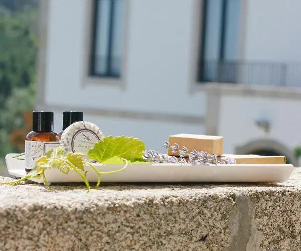 Quinta De Fiaes * Vilar de Macada