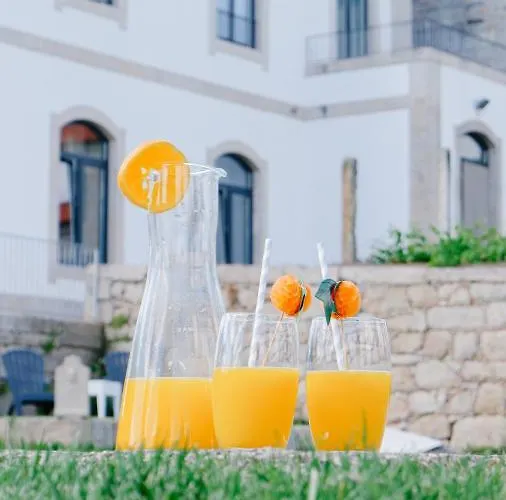 Κατάλυμα σε φάρμα Quinta De Fiaes *