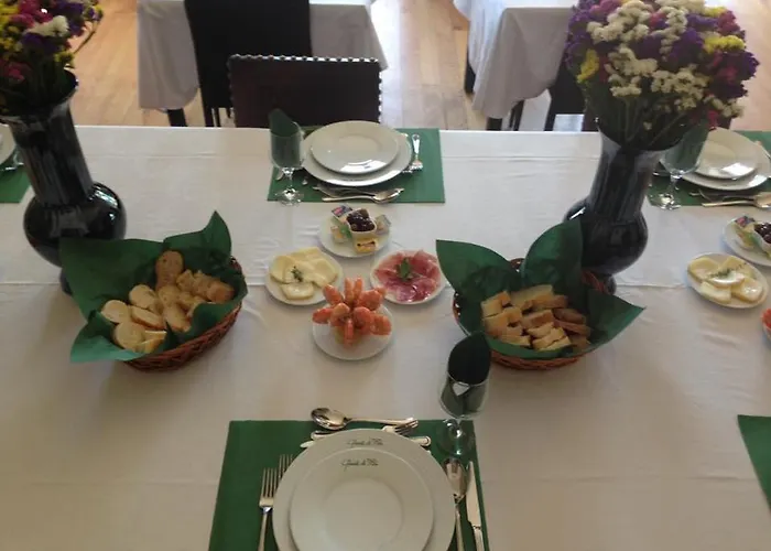 Quinta De Fiaes * Vilar de Macada