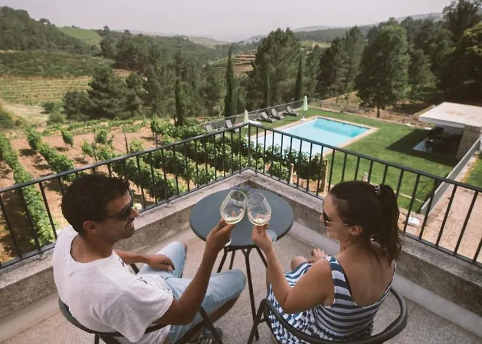 Quinta De Fiaes * Vilar de Macada